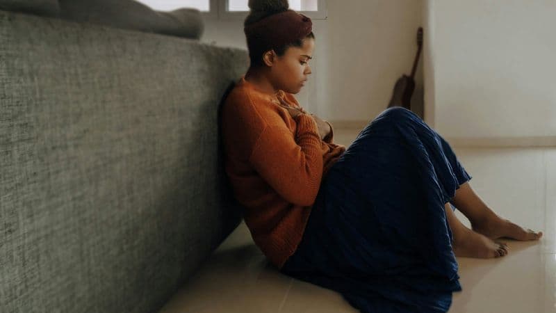 Therapist Shirvin Lee describes how anxiety can manifest alongside grief and provides some tools for self-reflection to help you focus on what you feel and what you need.